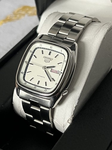 Seiko 6309 585a - white, square