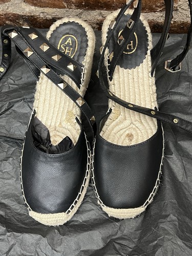 Ash black leather - black, leather/studded