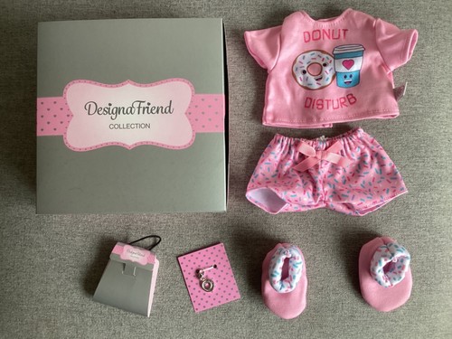 Design friend pyjamas with - friend,