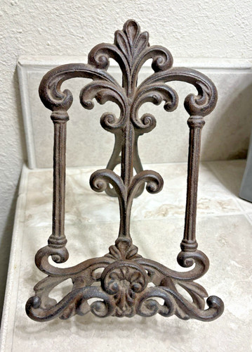Ornate cast iron - ornate, display