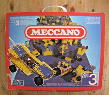 Meccano Vintage Set No. 3 1970s + Extra Instruction Manuals