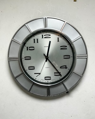 Metamec wall clock with - wall,