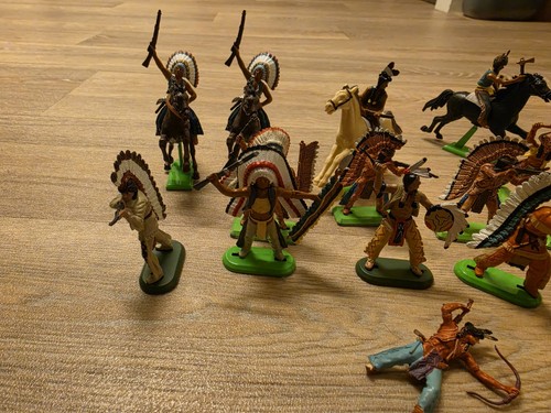 Vintage toy soldiers figures - vintage,