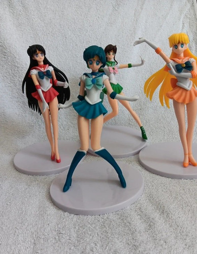 Brand new 4pcs sailor moon - brand,