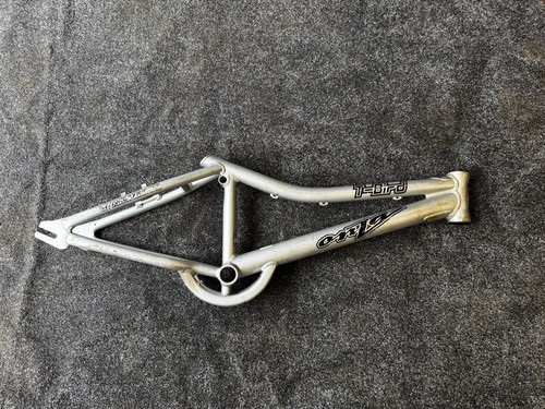 Onza raptor trials stock - onza,