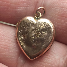 9ct Gold Front & Back Locket