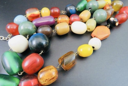 Multicolour bakelite necklace - multicolour,