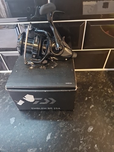 Daiwa emblem 25a carp - emblem,