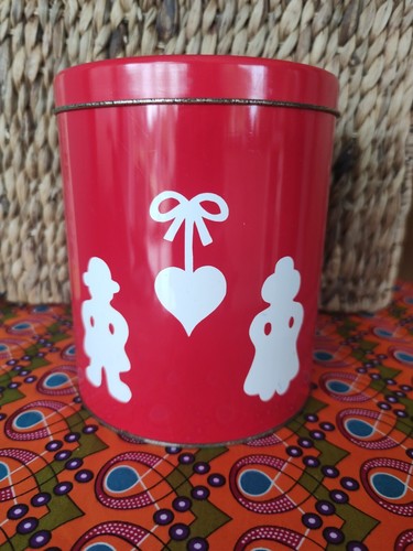 Retro red vintage scandinavian - retro,