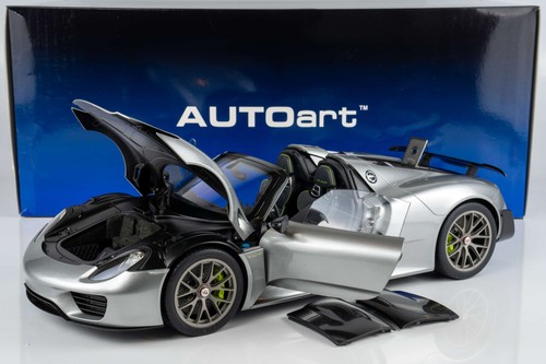 Autoart porsche 918 - 1:12,