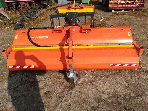 Road sweeper with - road,