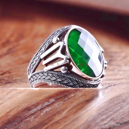 Emerald oval cut gemstone - cut, with