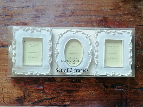Laura ashley picture frame - ashley, set