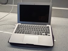 Apple MacBook Air 11-inch A1465 Mid 2012 1.7GHz I5, 4GB