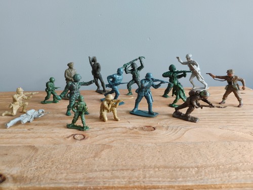 Bundle vintage plastic toy - vintage,