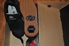 heelys size 4 boys Black colour. In brand new condition. 