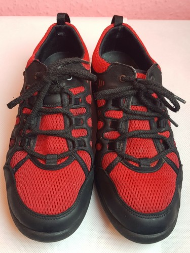 Rohde red and black - and,