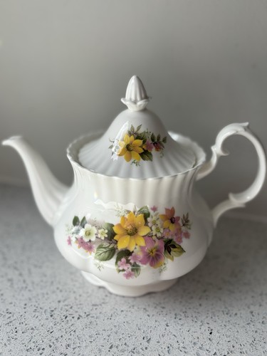 Vintage royal kent - royal, china