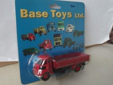 Base Toys TL-03, Leyland FG 4 wheel Dropside Truck in red - 1:76 scale