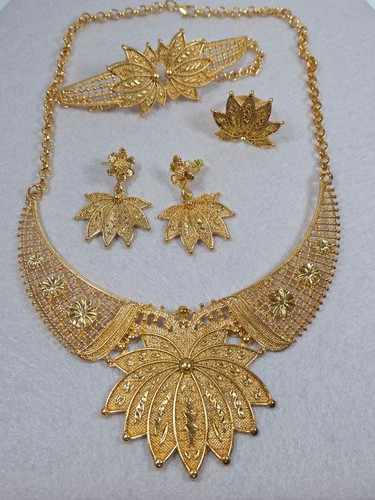 Luxurious gold plated indian - gold,