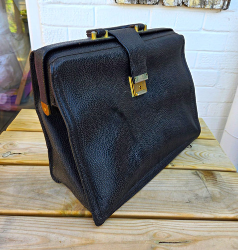 Vintage black pebbled - vintage, faux