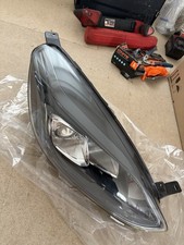 Fiesta ST Mk8 Headlight right