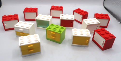 Lego minifigure - 13, x