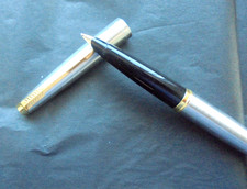 PARKER 45 .. VINTAGE  fountain