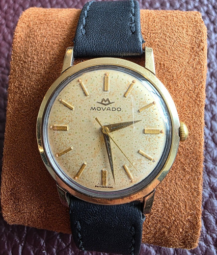 Movado 18k gold sub - sub-sea, 17