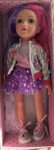 Designa friend doll - friend,