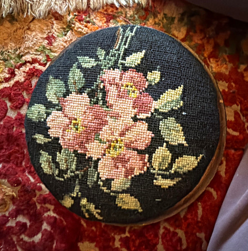 Vintage round floral - vintage,