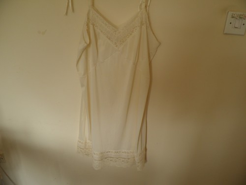 Ladies vintage full slip - full,