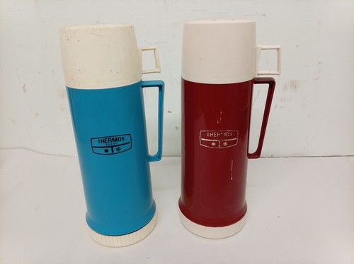 Vintage thermos flasks - x,