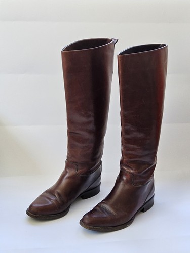 Russell bromley brown - russell, &