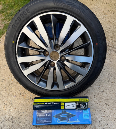 Honda jazz alloy with - honda,