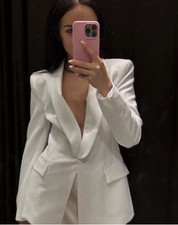 ZARA NEW WOMAN FITTED SHOULDER