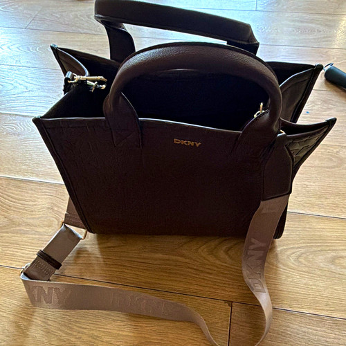 Dkny brown embossed logo - dkny, tote