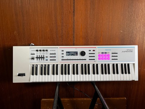 Roland juno 61 key - roland,
