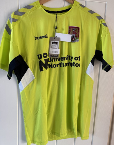 Hummel northampton town - northampton,