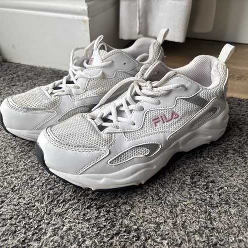 White fila trainer size 5 - trainer,