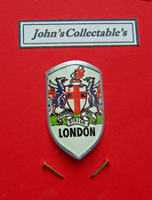 LONDON  WALKING STICK BADGE /