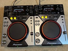 2 x Pioneer CDJ-400