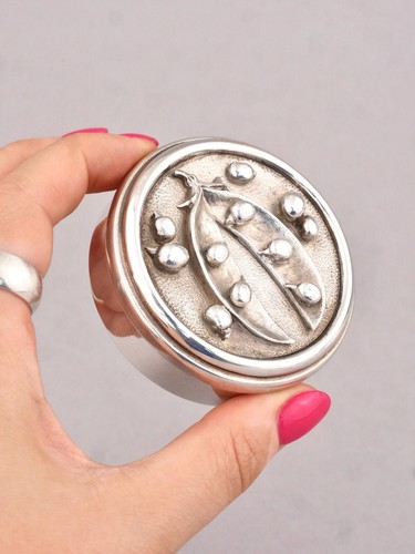 Novelty solid silver peas - solid, in