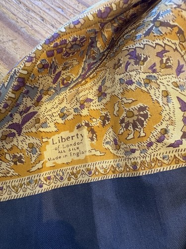 100 silk liberty - 100%, scarf