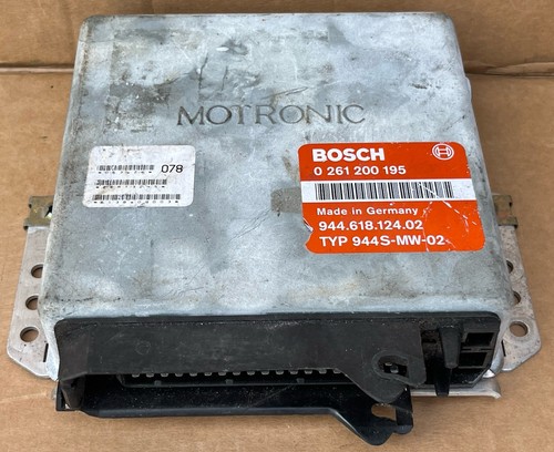 Porsche 944 engine - 944,