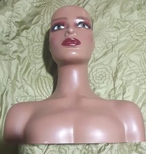 Mannequin Head and Shoulders -