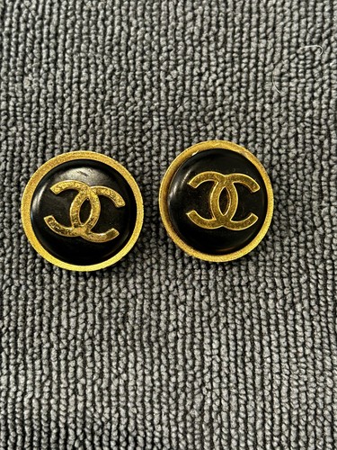 Vintage chanel logo clip - chanel, cc