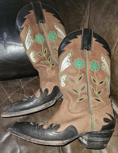 Vintage pair montana brown - pair, of