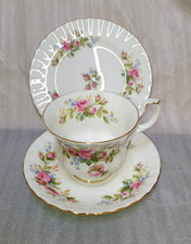 Royal Albert trio 'Moss Rose'