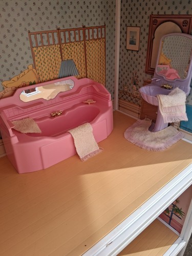 Vintage pink sindy bath - pink,